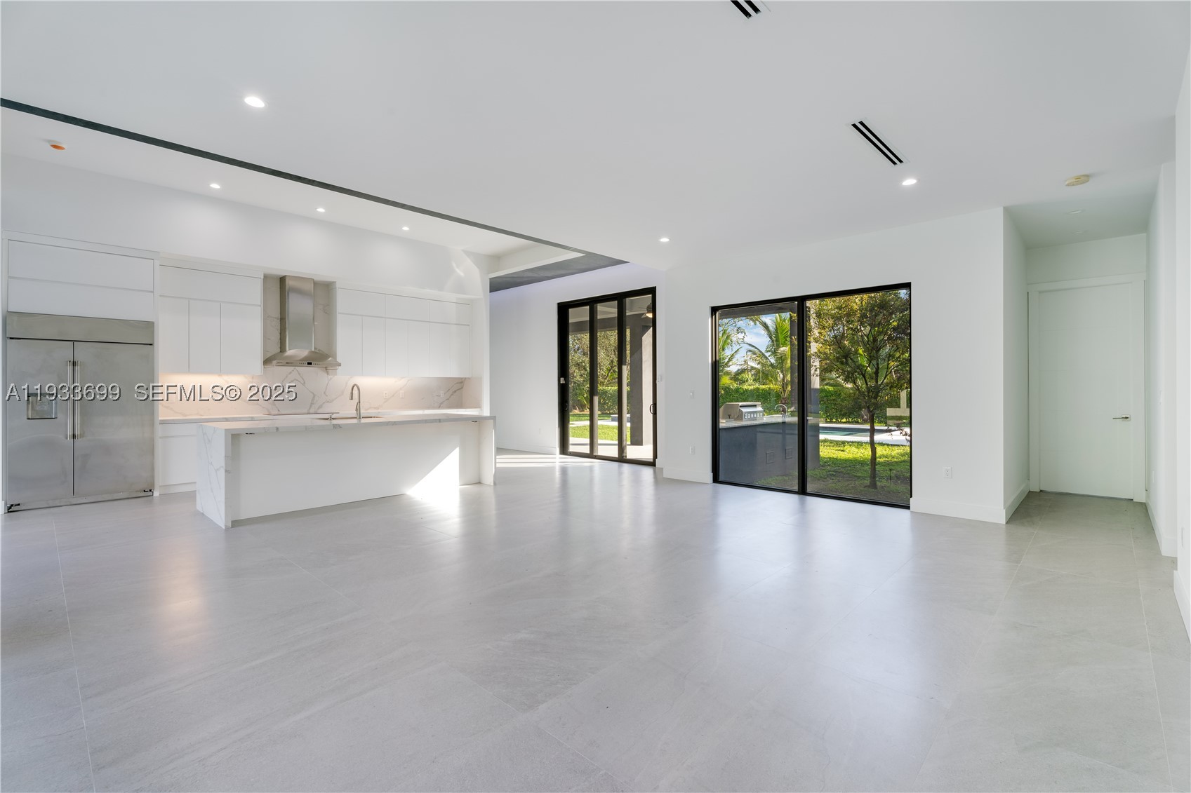 10398 SW 64th St, Miami FL 33173