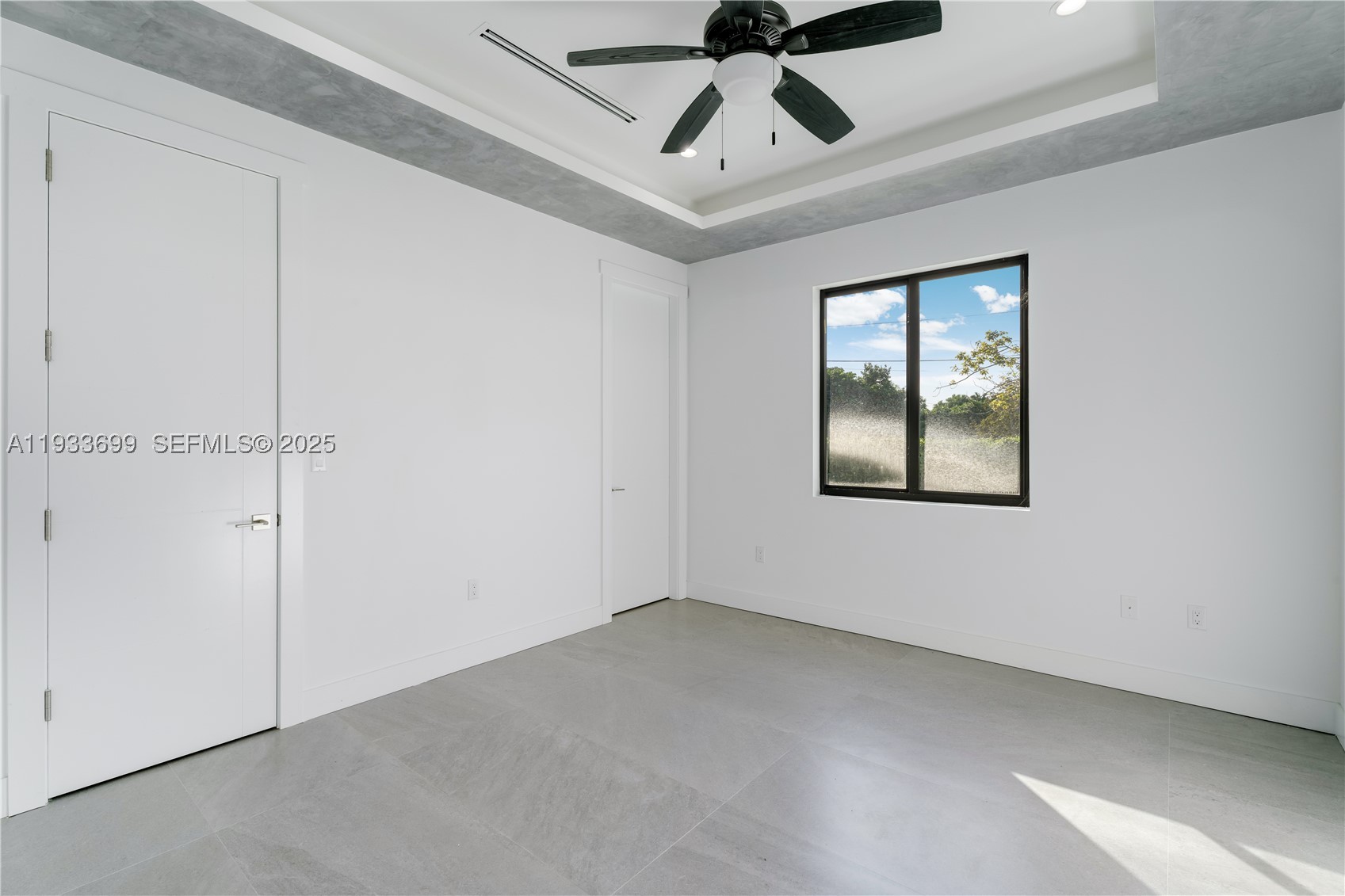 10398 SW 64th St, Miami FL 33173