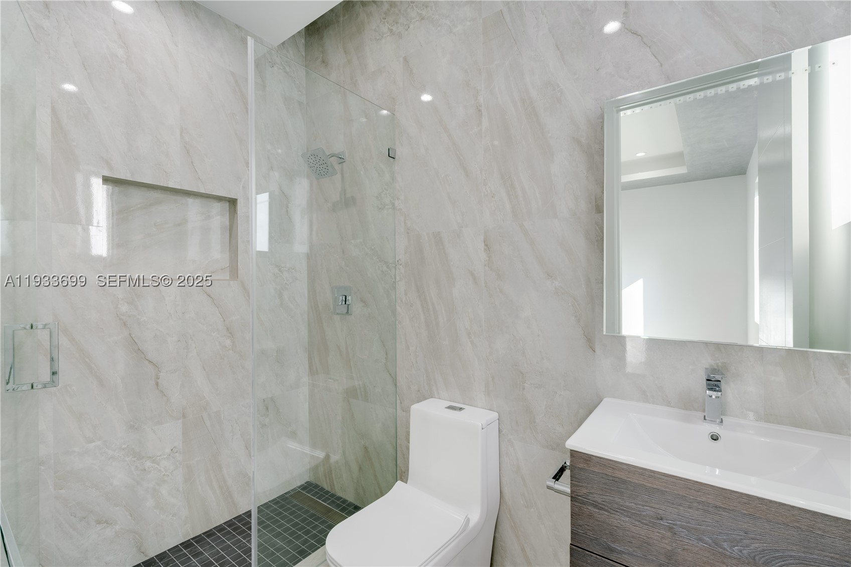 10398 SW 64th St, Miami FL 33173