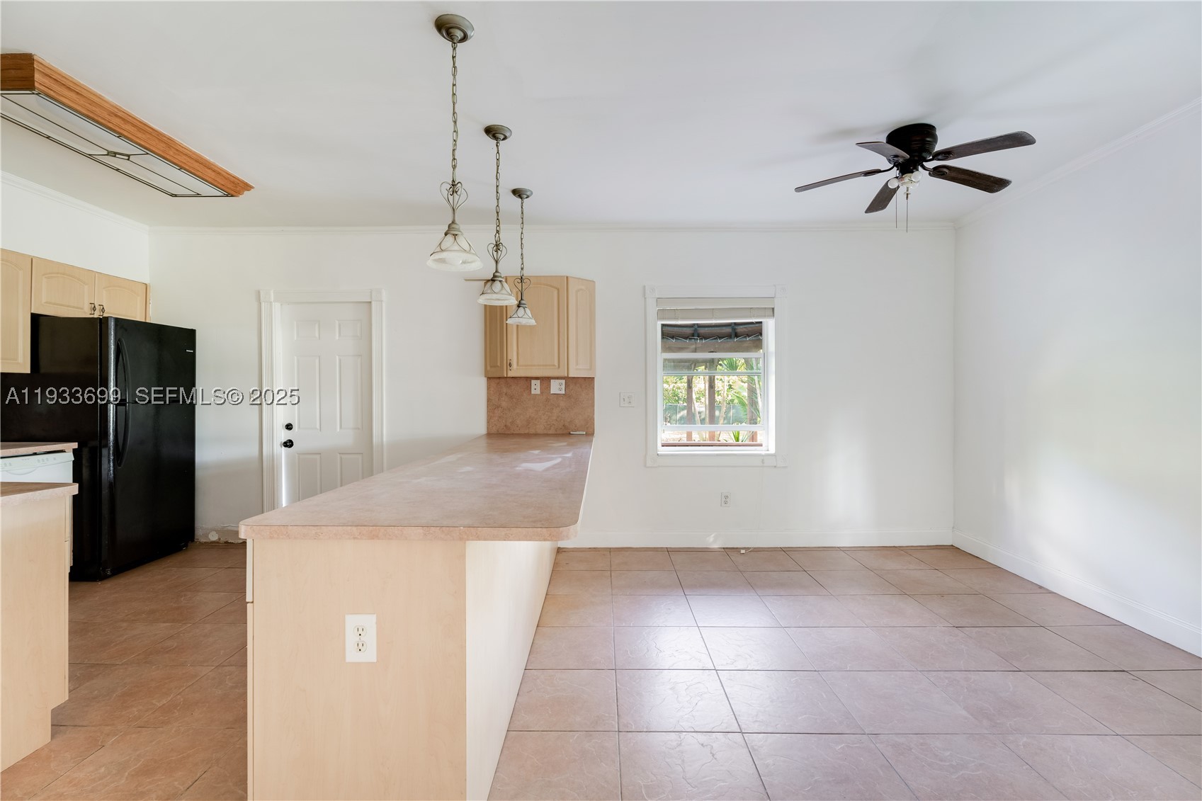 10398 SW 64th St, Miami FL 33173