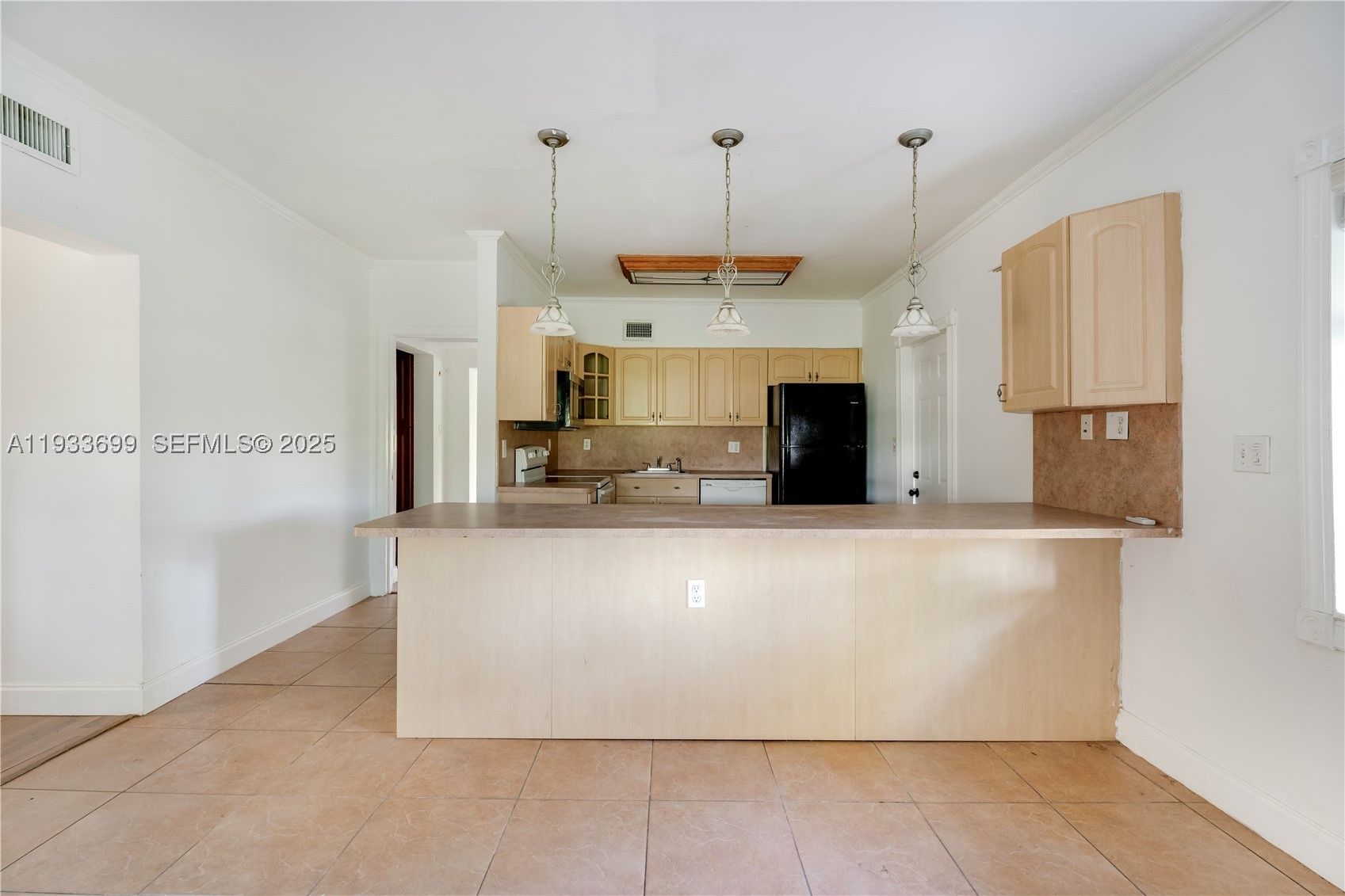 10398 SW 64th St, Miami FL 33173
