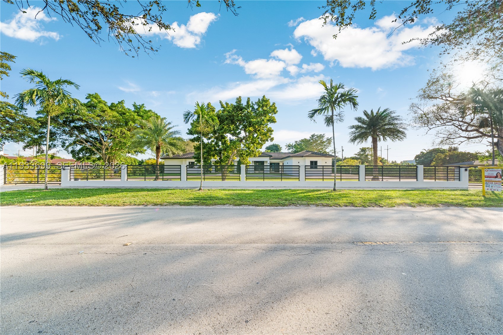 10398 SW 64th St, Miami FL 33173