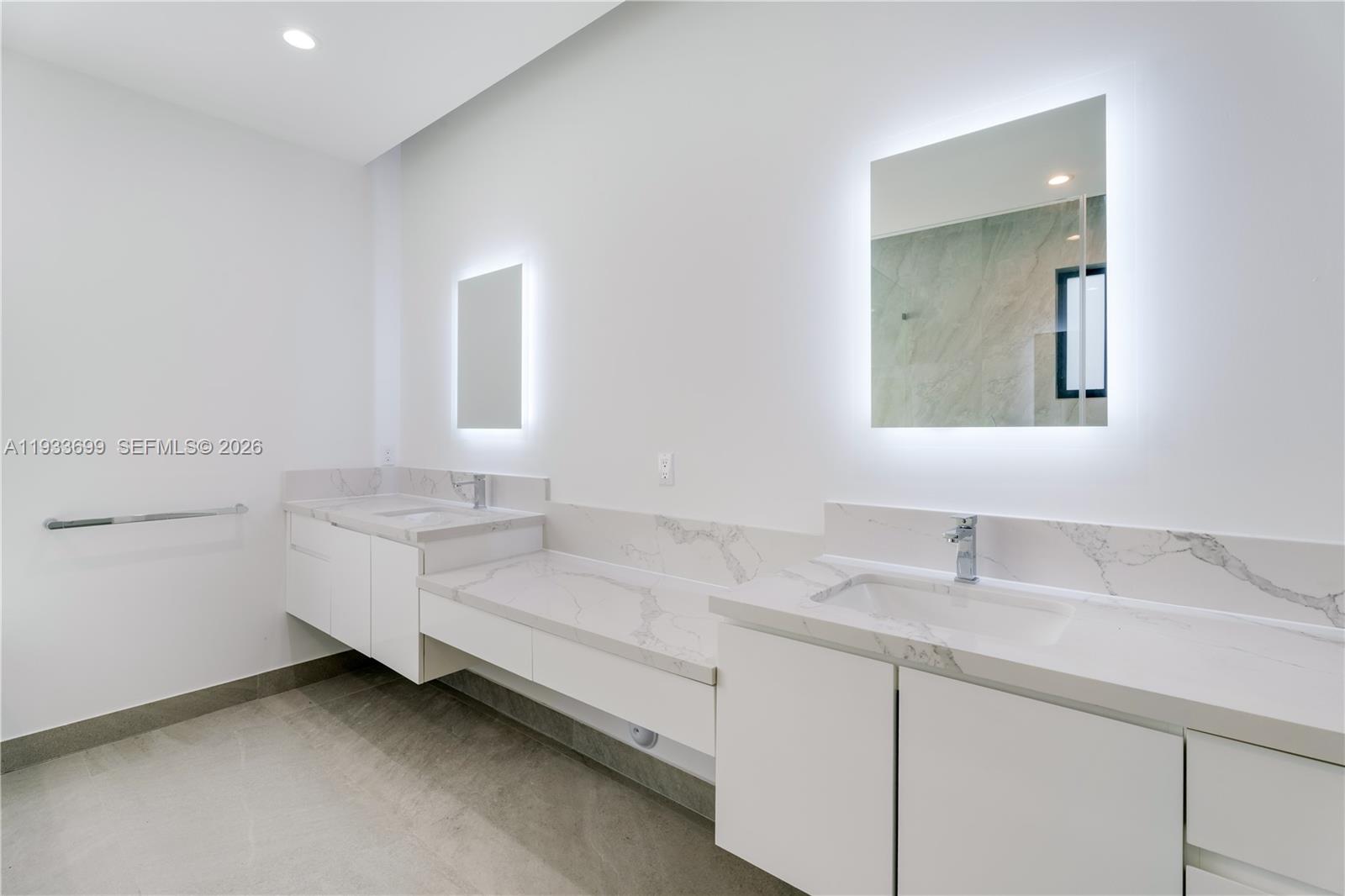 10398 SW 64th St, Miami FL 33173
