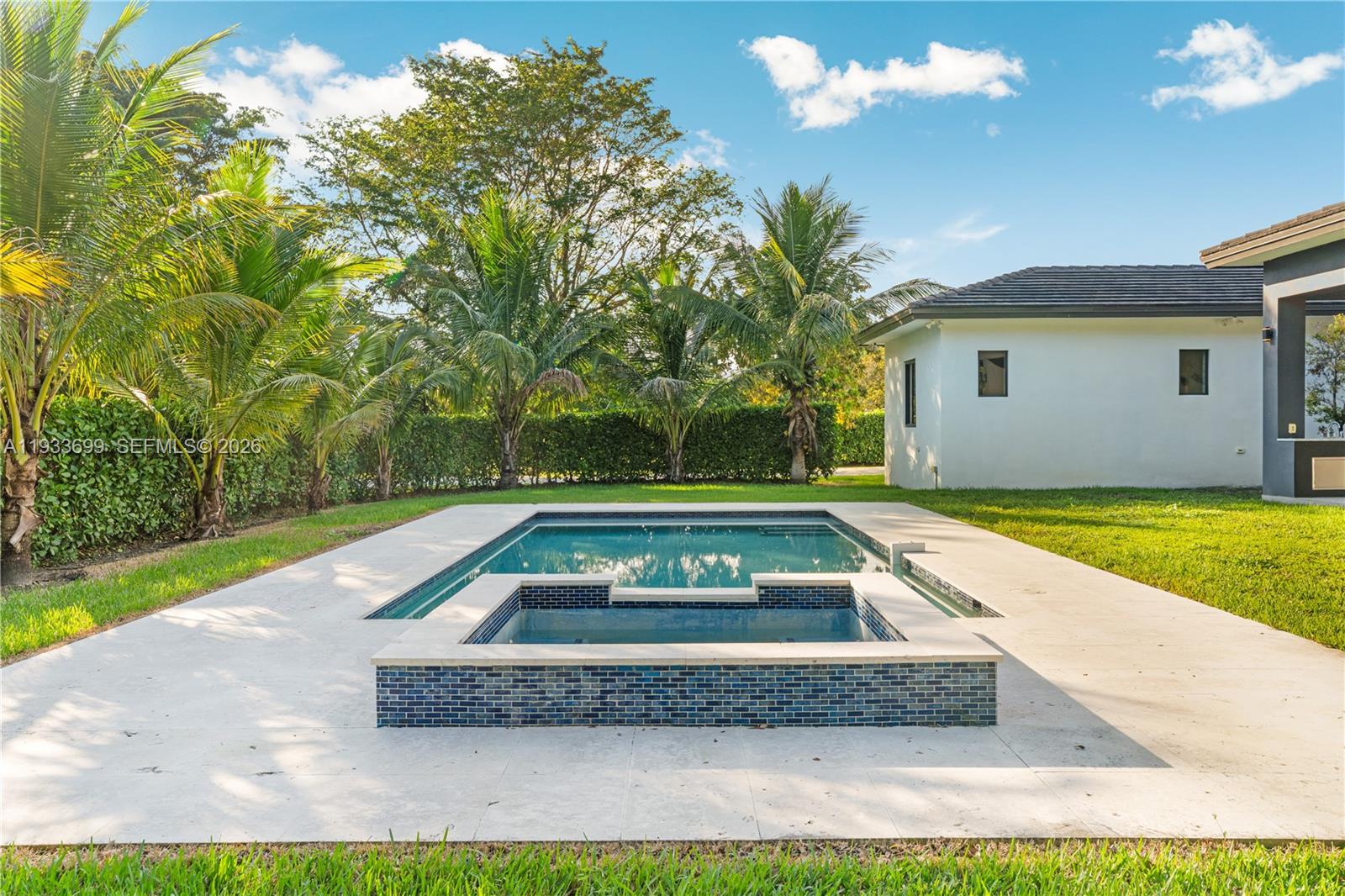 10398 SW 64th St, Miami FL 33173