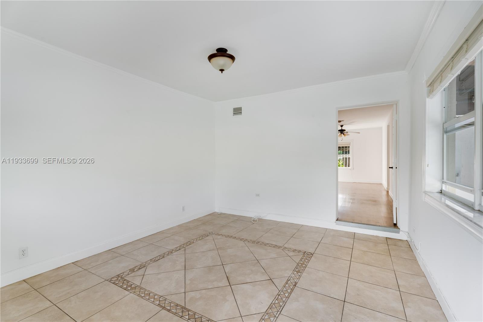 10398 SW 64th St, Miami FL 33173