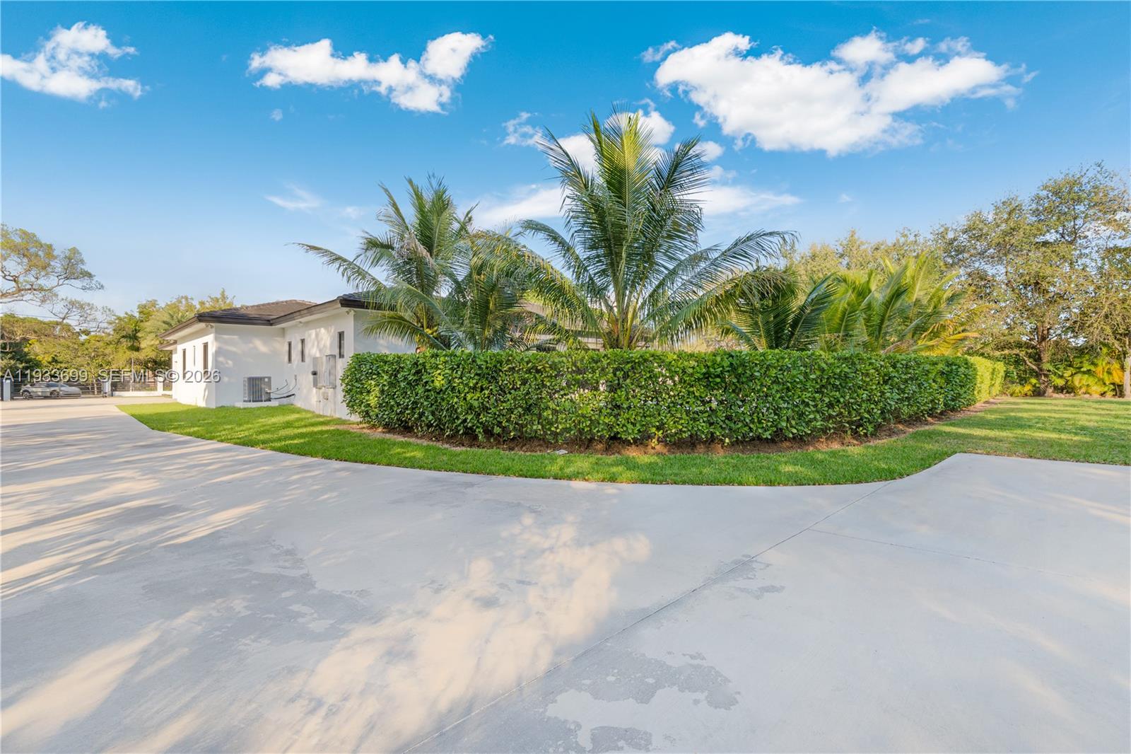 10398 SW 64th St, Miami FL 33173