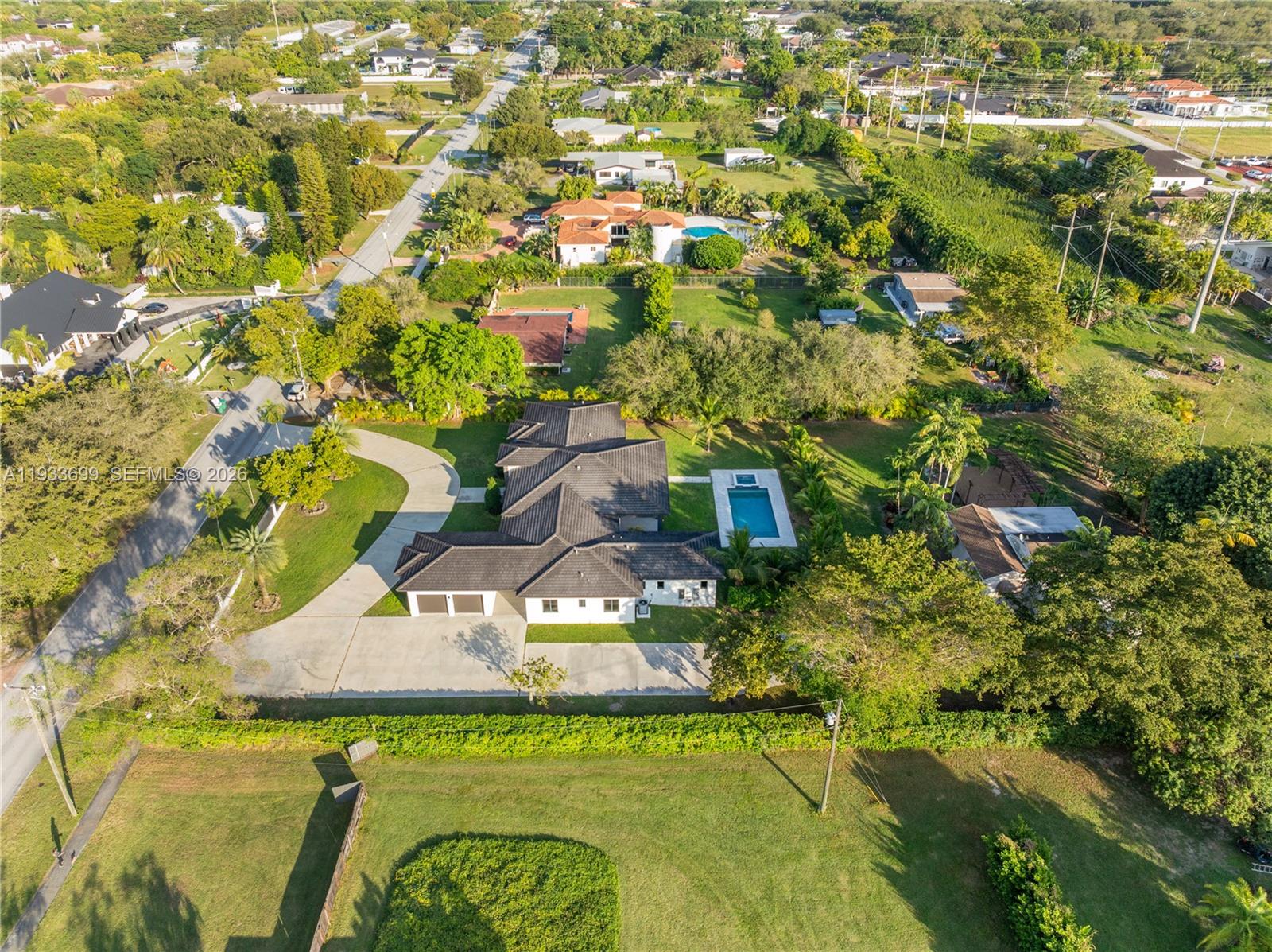 10398 SW 64th St, Miami FL 33173