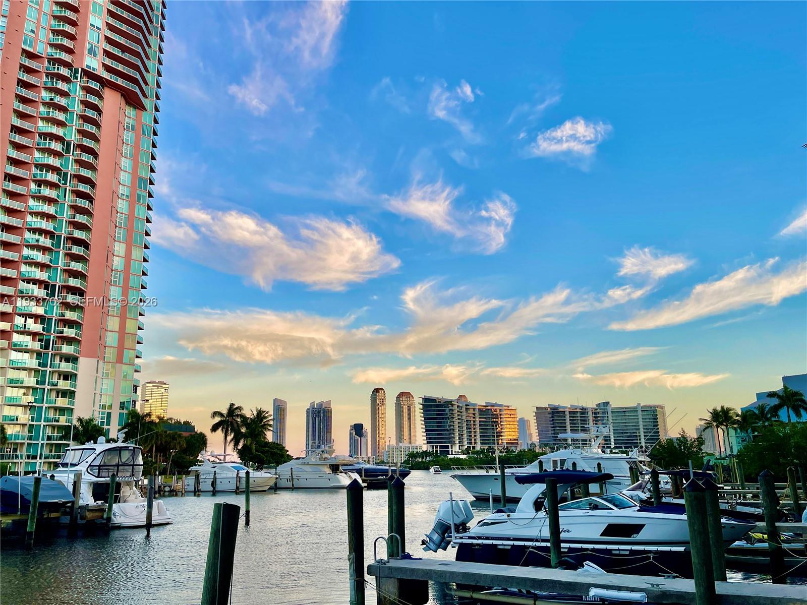 3330 NE 190th St #1112, Aventura FL 33180