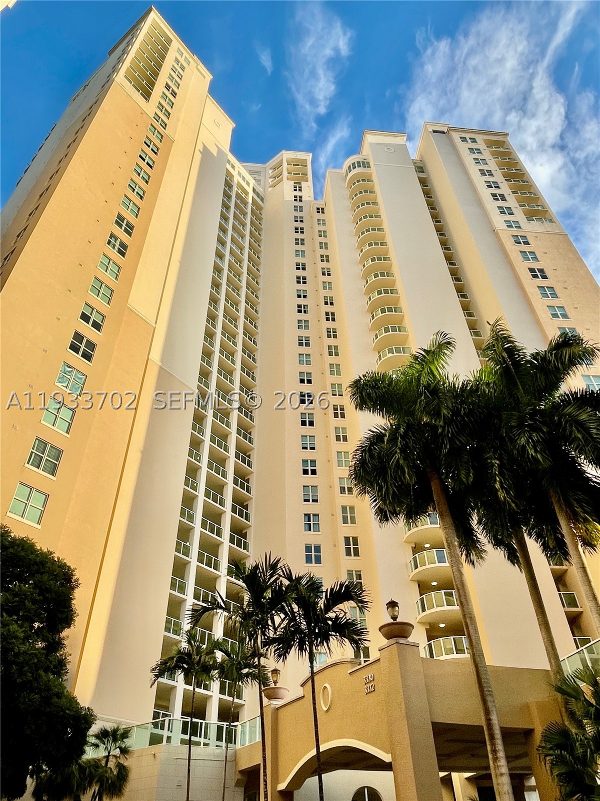 3330 NE 190th St #1112, Aventura FL 33180