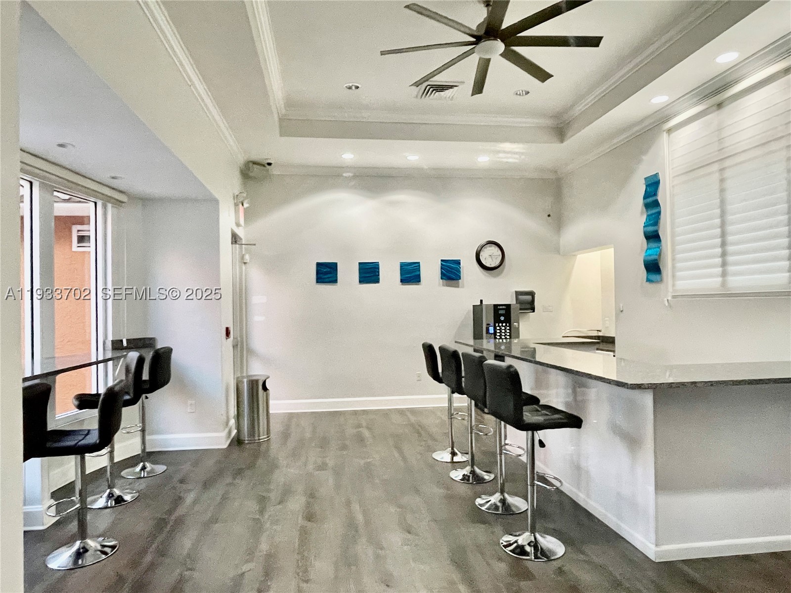 3330 NE 190th St #1112, Aventura FL 33180