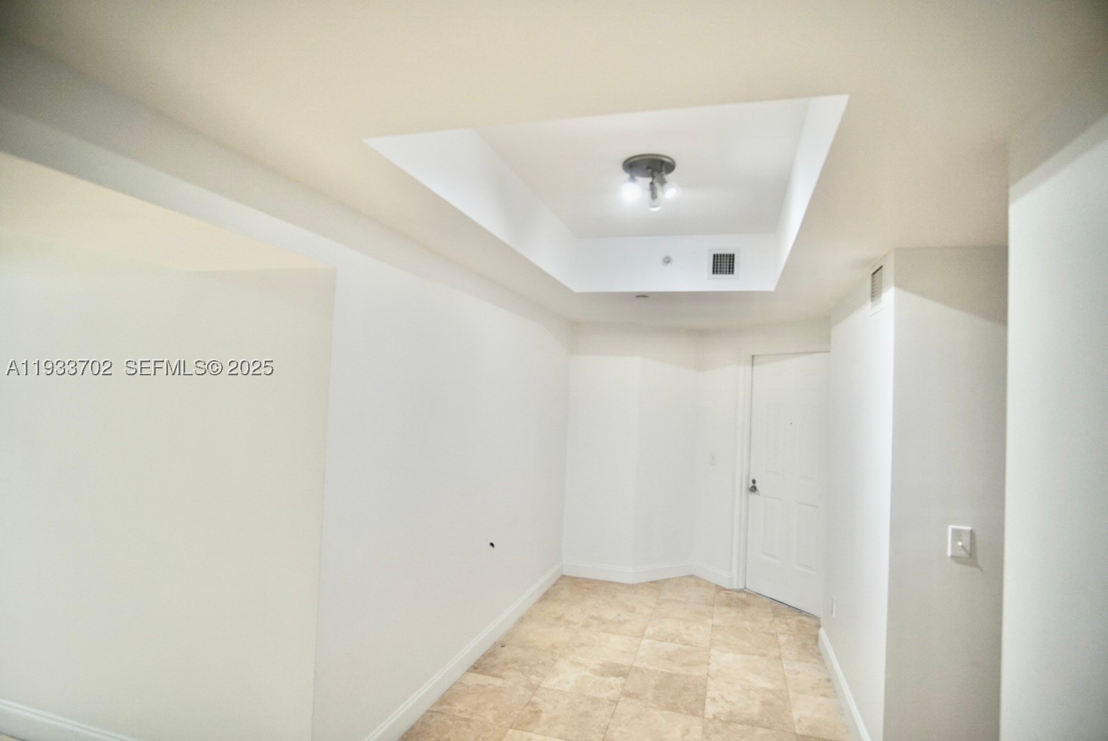 3330 NE 190th St #1112, Aventura FL 33180
