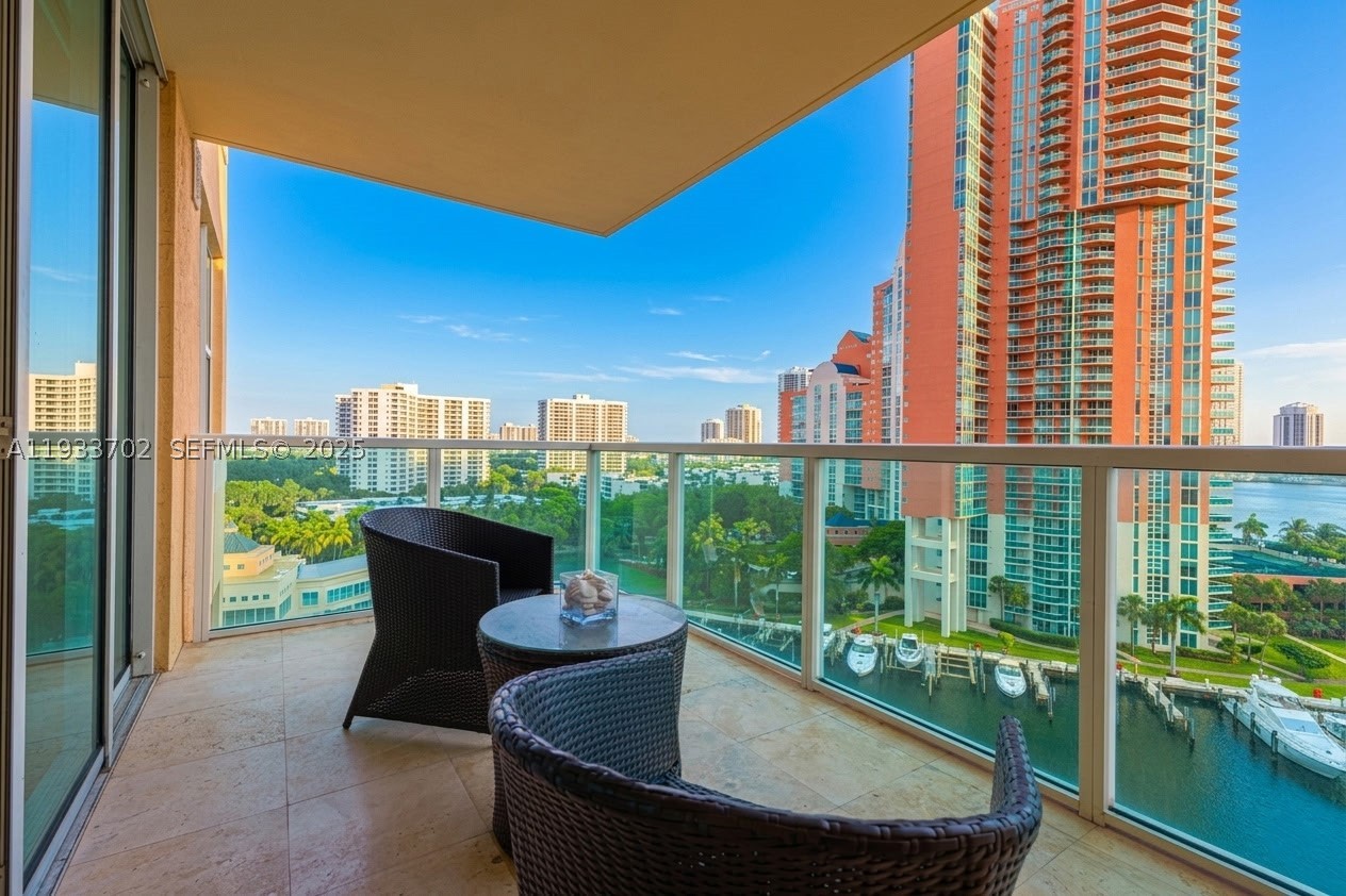 3330 NE 190th St #1112, Aventura FL 33180