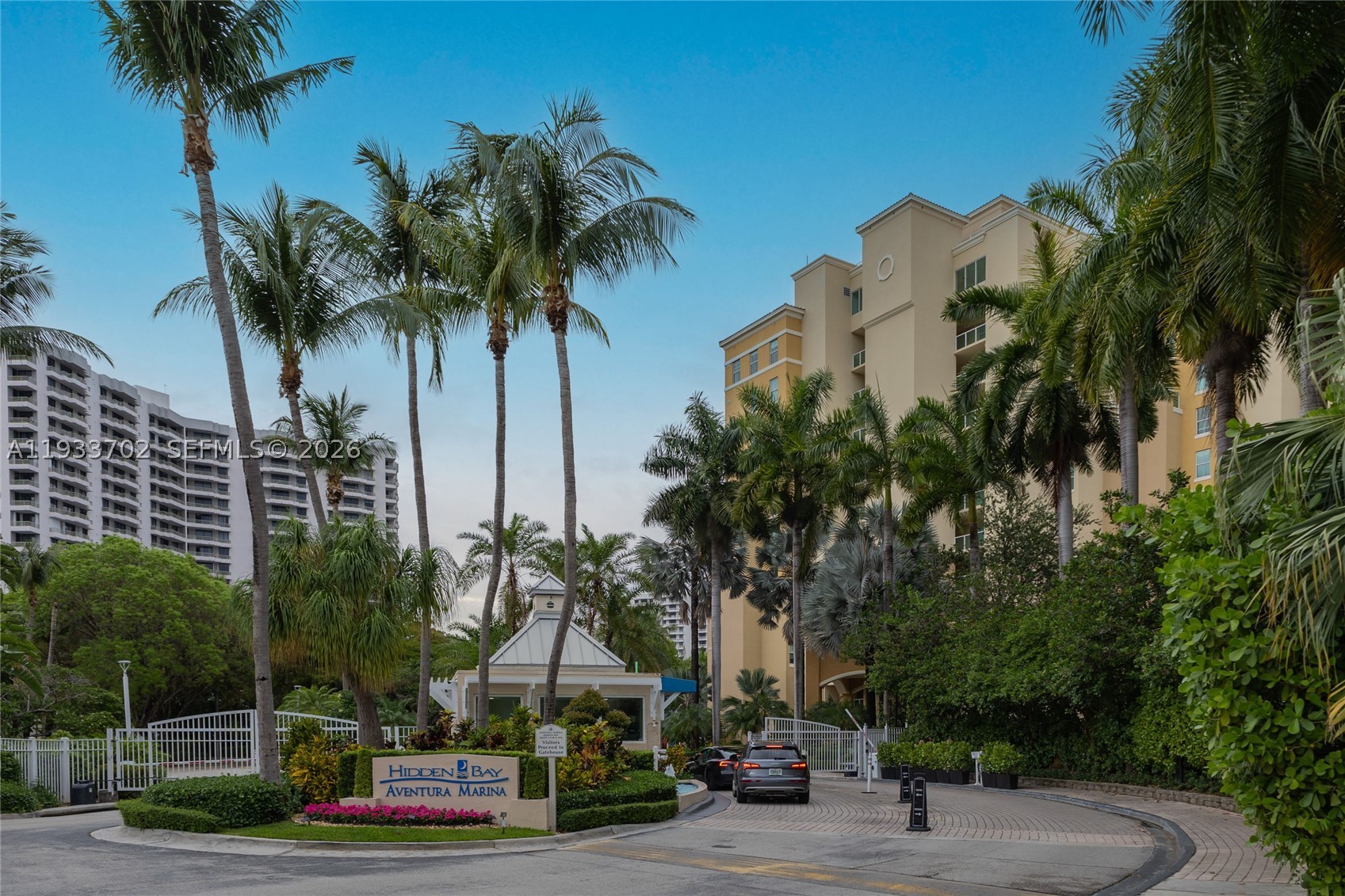 3330 NE 190th St #1112, Aventura FL 33180