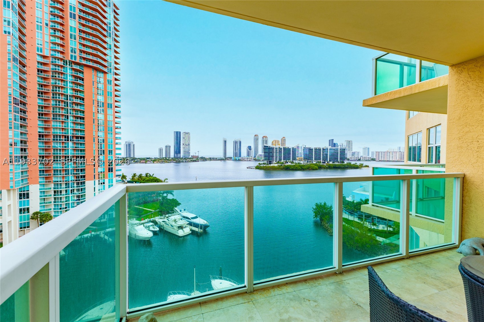 3330 NE 190th St #1112, Aventura FL 33180