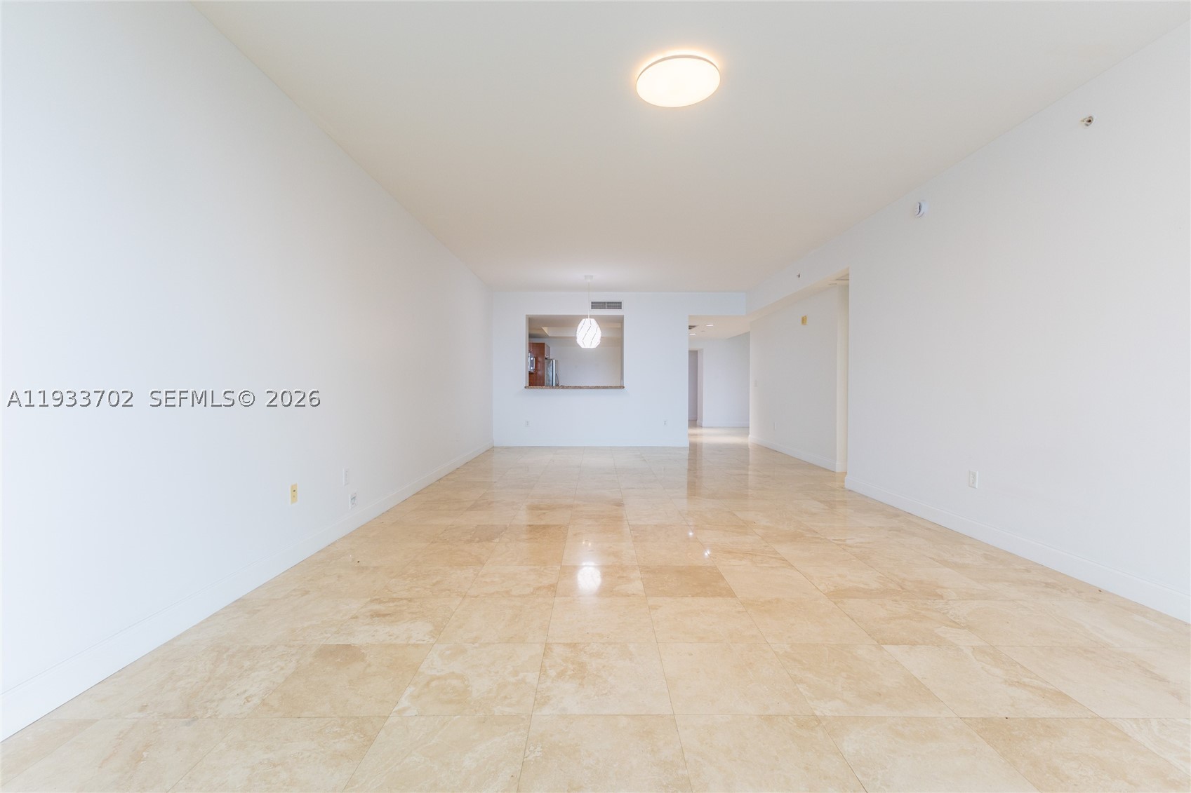 3330 NE 190th St #1112, Aventura FL 33180