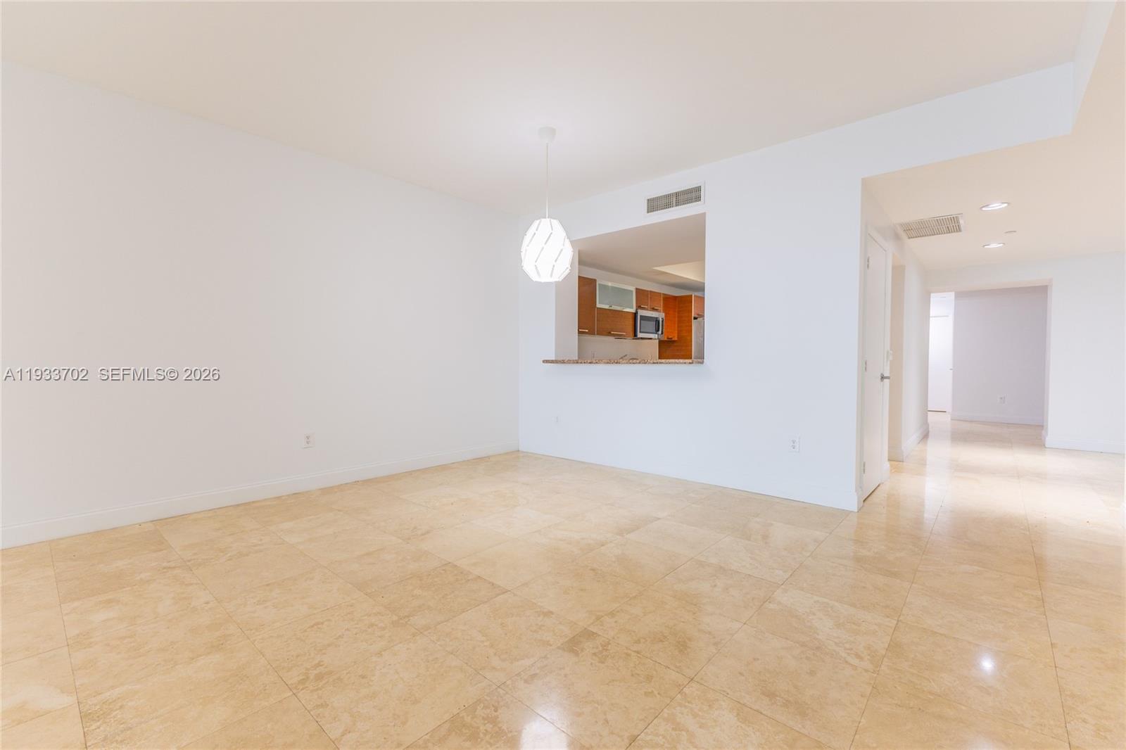 3330 NE 190th St #1112, Aventura FL 33180