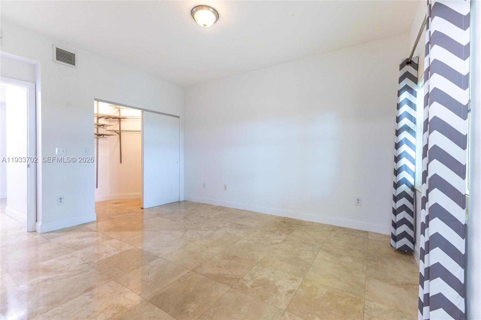 3330 NE 190th St #1112, Aventura FL 33180
