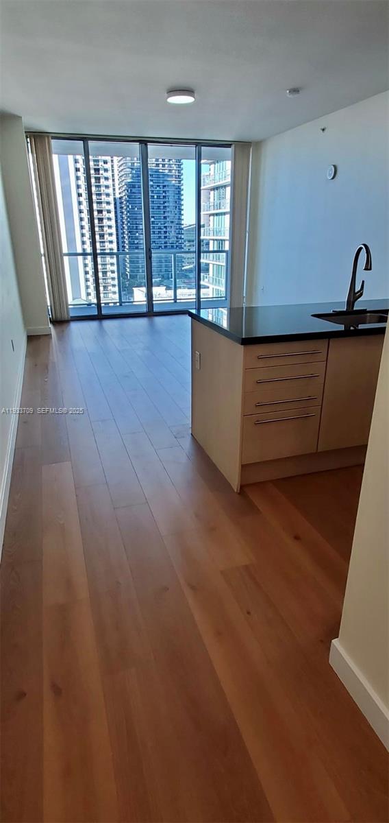 79 SW 12th St #2411-S, Miami FL 33130