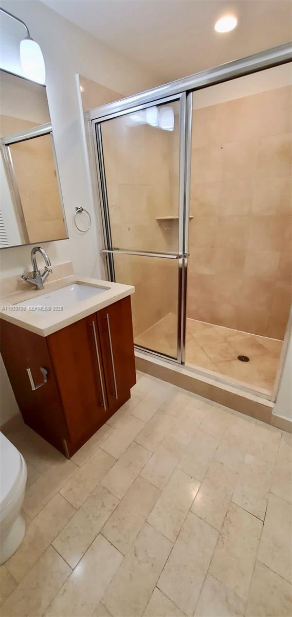 79 SW 12th St #2411-S, Miami FL 33130