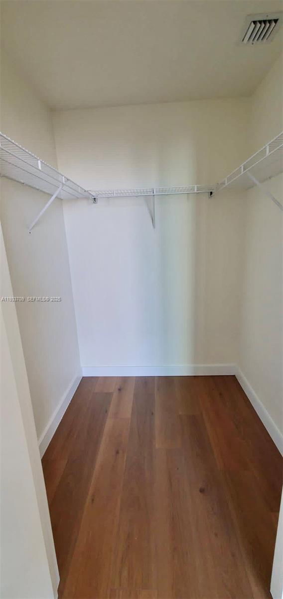 79 SW 12th St #2411-S, Miami FL 33130