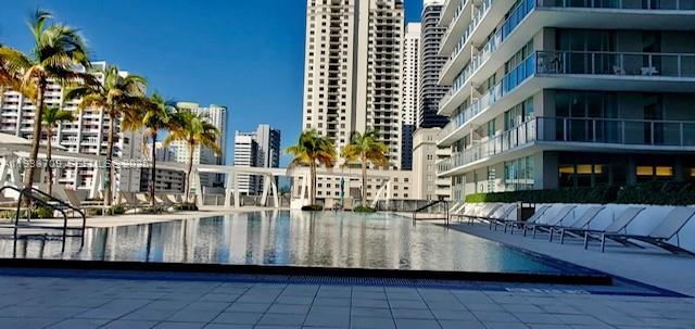 79 SW 12th St #2411-S, Miami FL 33130