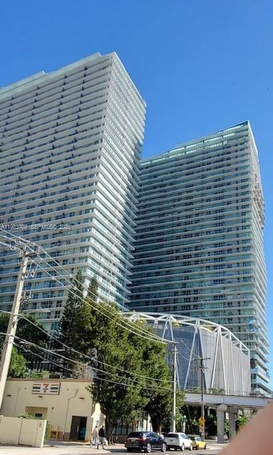 79 SW 12th St #2411-S, Miami FL 33130