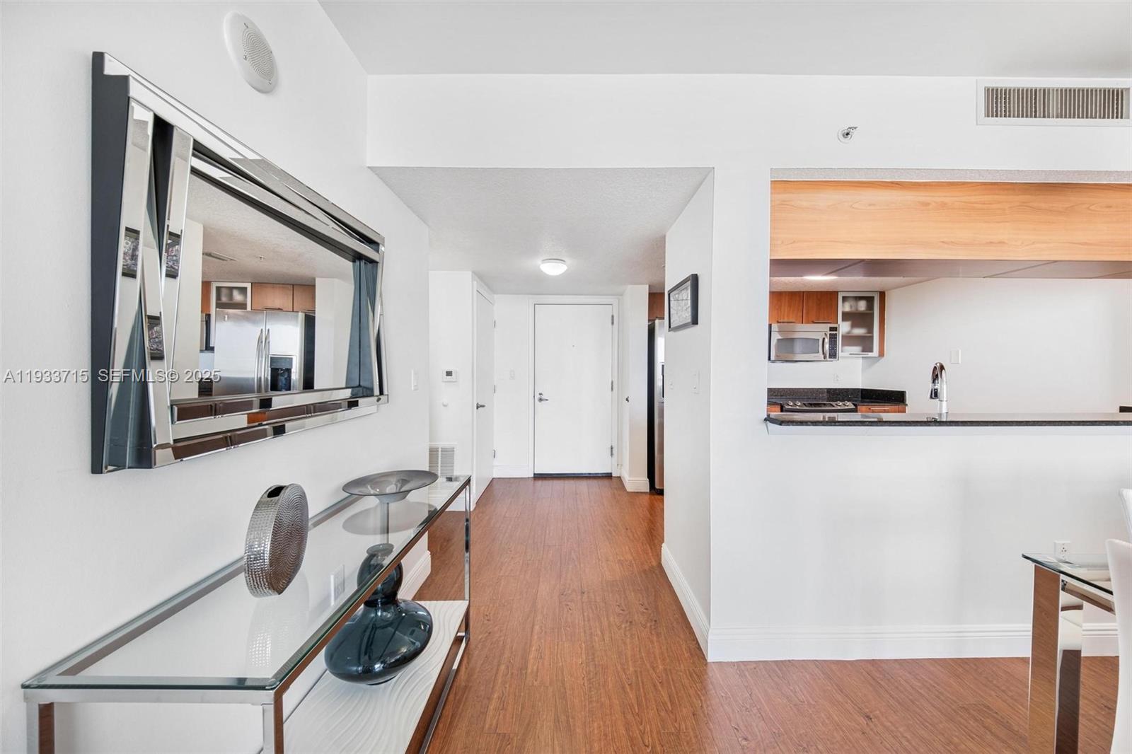 1800 N Bayshore Dr #3206, Miami FL 33132