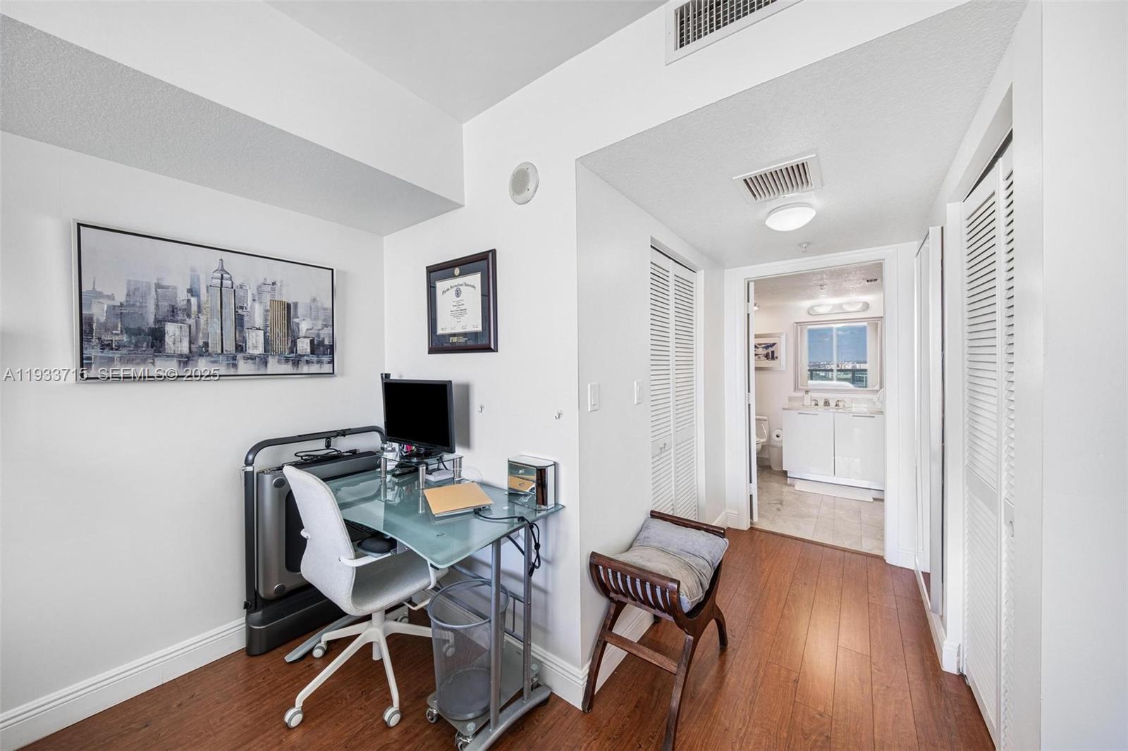 1800 N Bayshore Dr #3206, Miami FL 33132