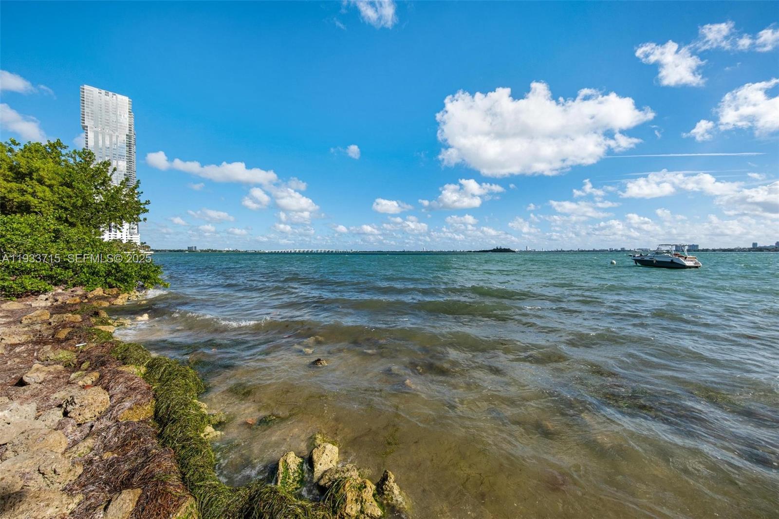1800 N Bayshore Dr #3206, Miami FL 33132