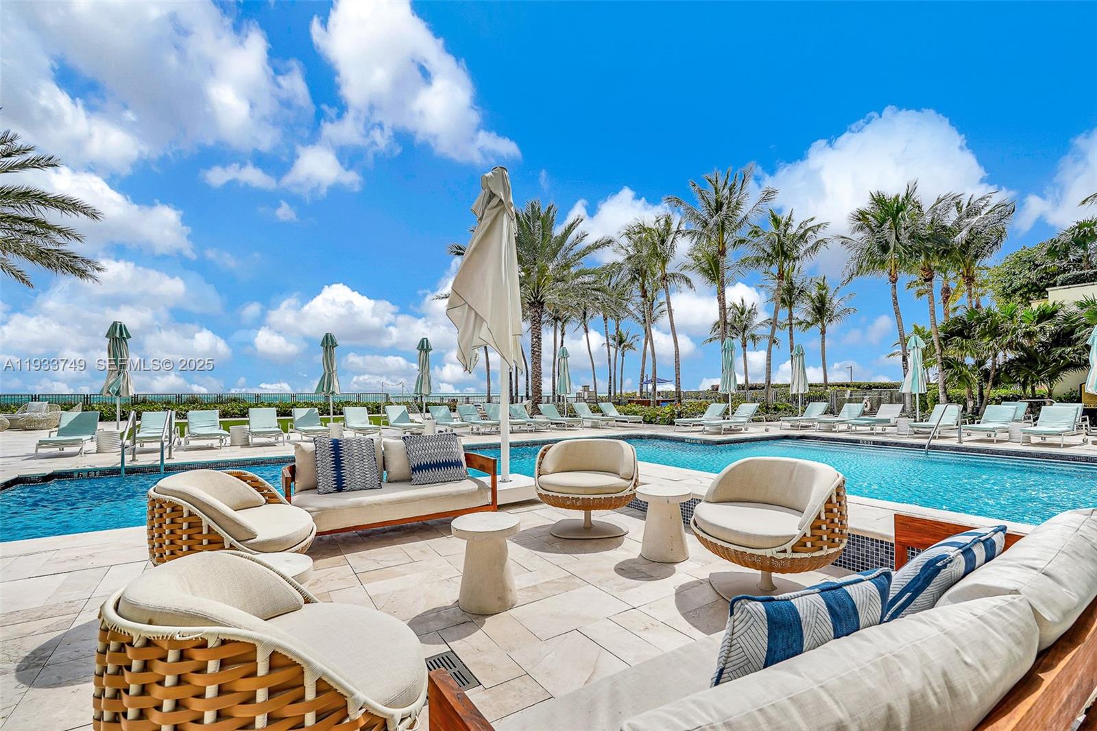 16051 Collins Ave #1503, Sunny Isles Beach FL 33160