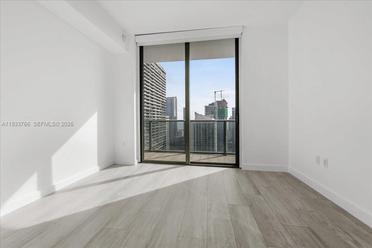 45 SW 9th St #4306, Miami FL 33130