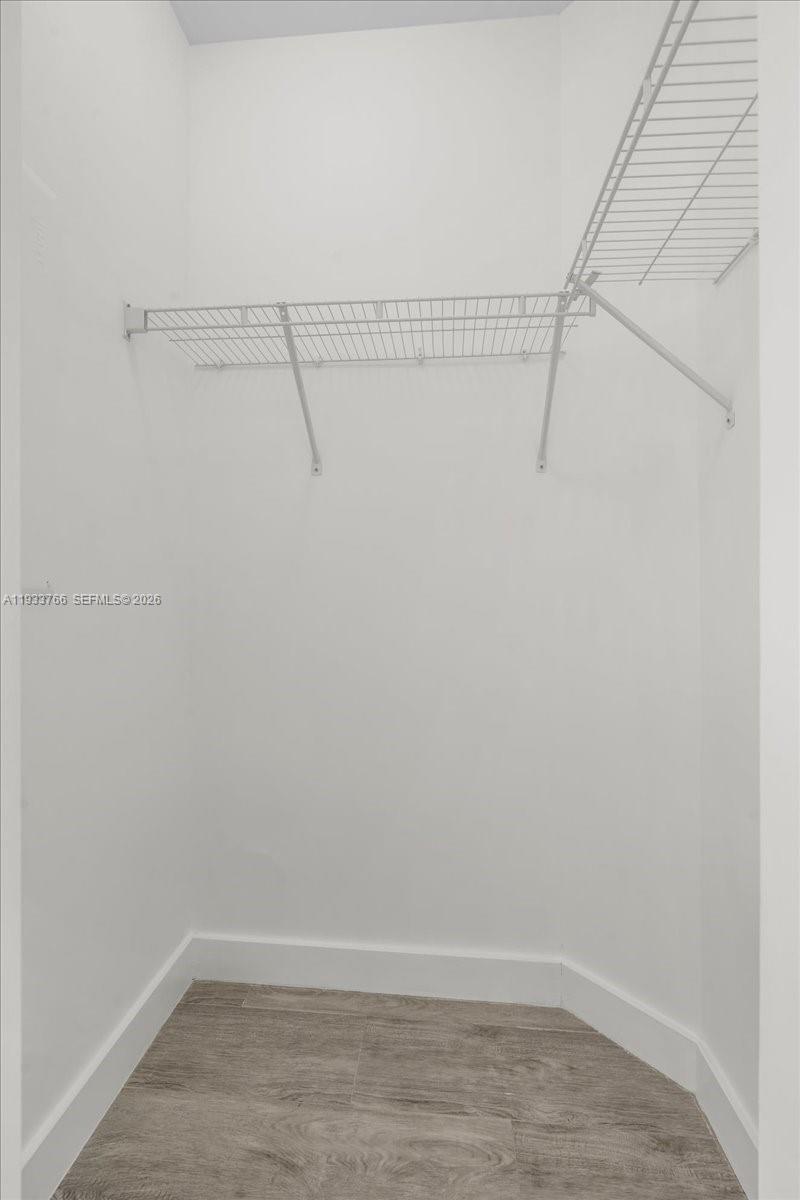 45 SW 9th St #4306, Miami FL 33130