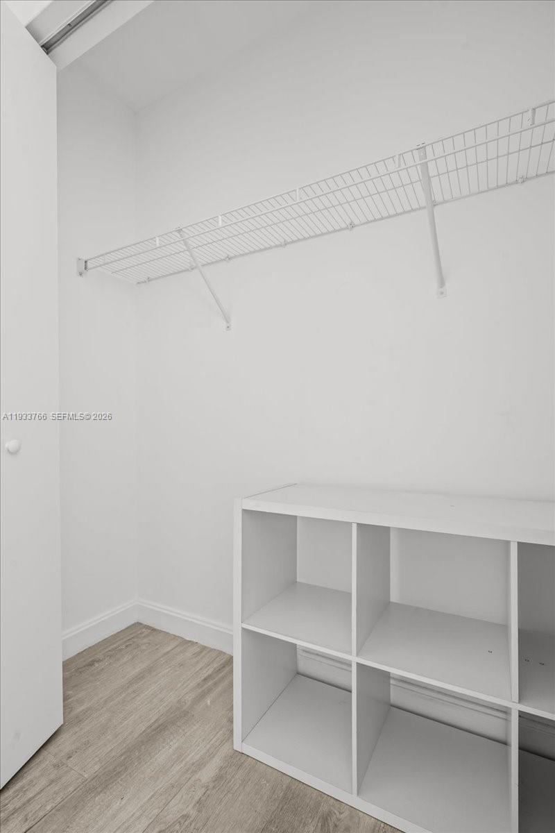 45 SW 9th St #4306, Miami FL 33130