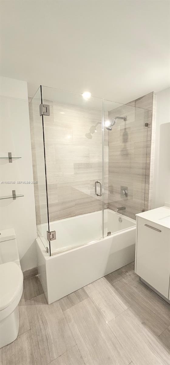 1300 Brickell Bay Dr #1106, Miami FL 33131