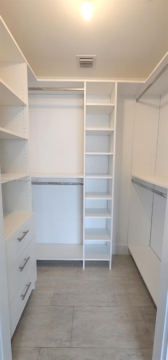 1300 Brickell Bay Dr #1106, Miami FL 33131