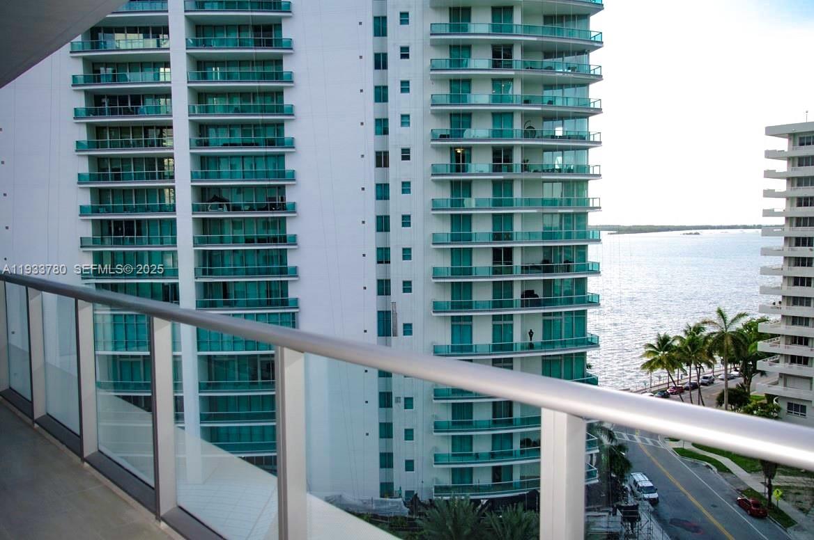 1300 Brickell Bay Dr #1106, Miami FL 33131