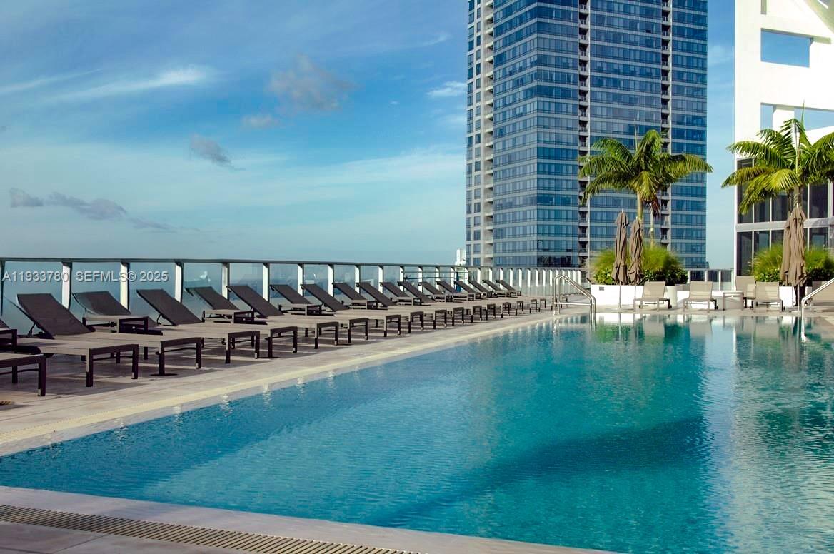 1300 Brickell Bay Dr #1106, Miami FL 33131