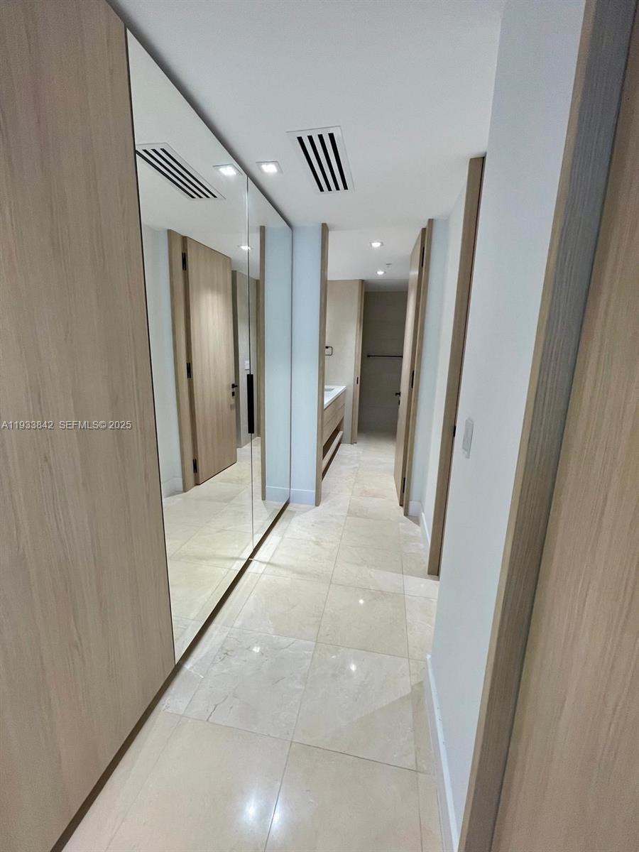 251 Crandon Blvd #1228, Key Biscayne FL 33149