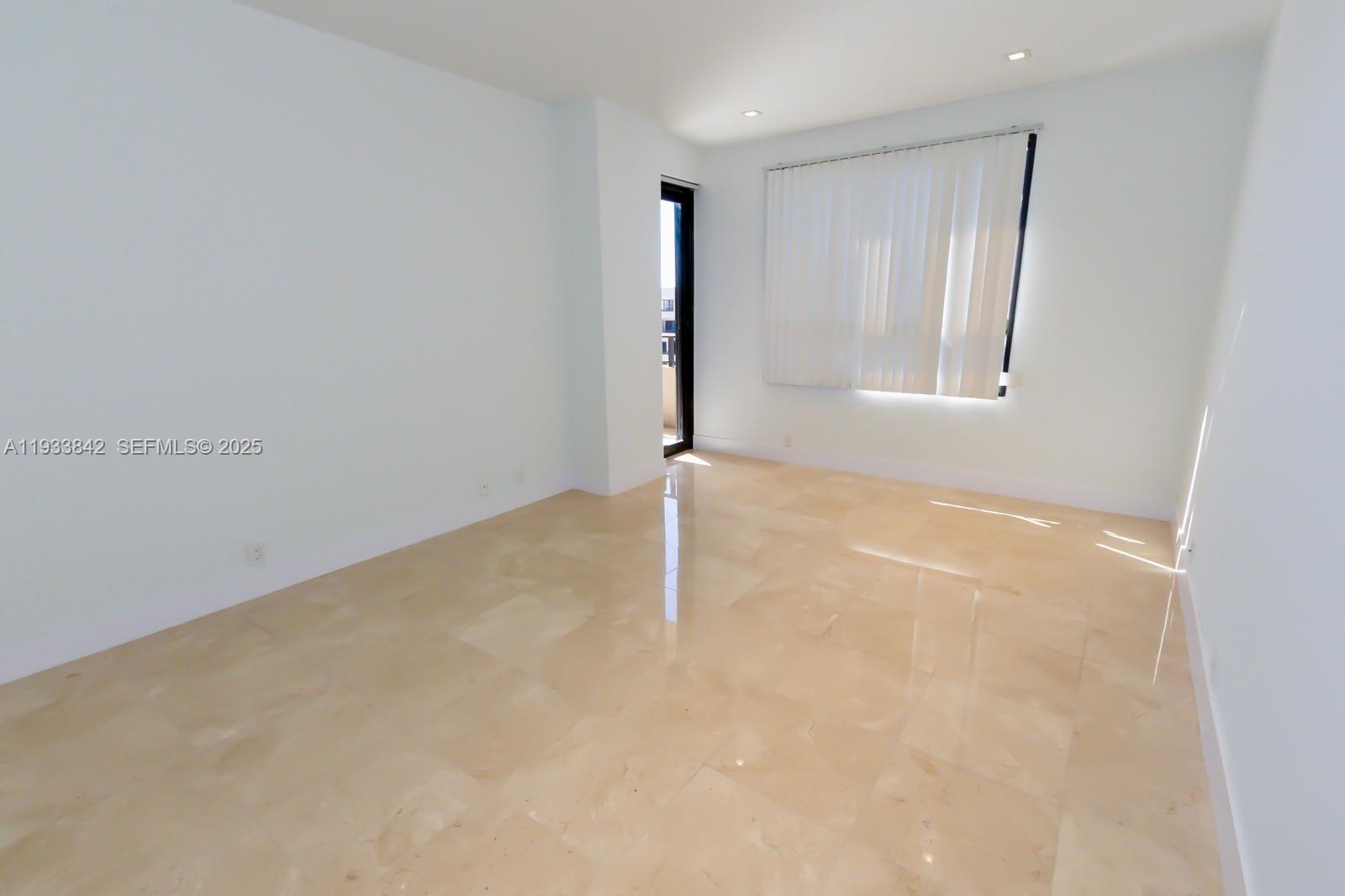 251 Crandon Blvd #1228, Key Biscayne FL 33149