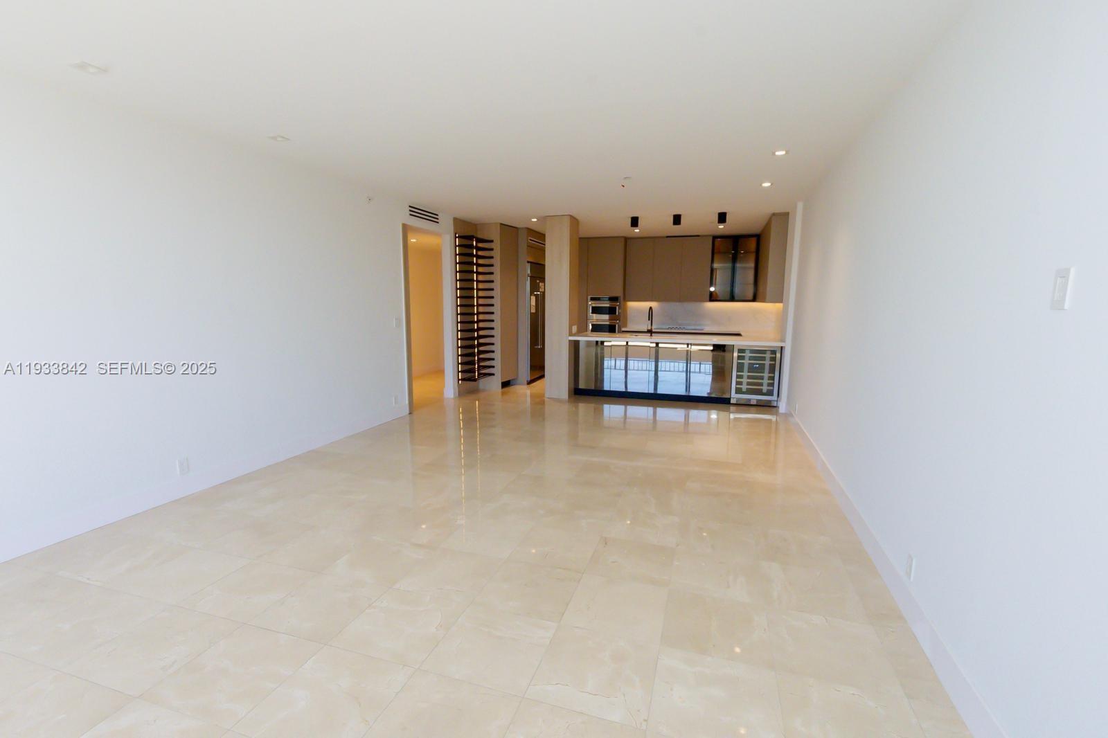251 Crandon Blvd #1228, Key Biscayne FL 33149