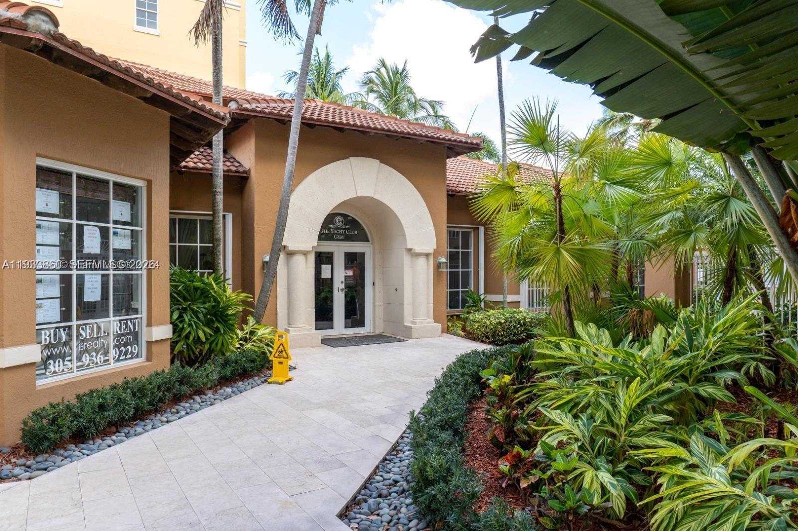 19901 E Country Club Dr #2403, Aventura FL 33180