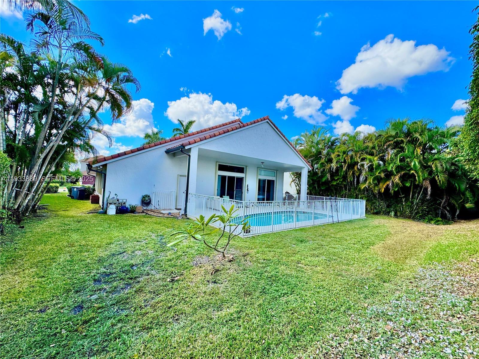 19754 Dinner Key Dr, Boca Raton FL 33498