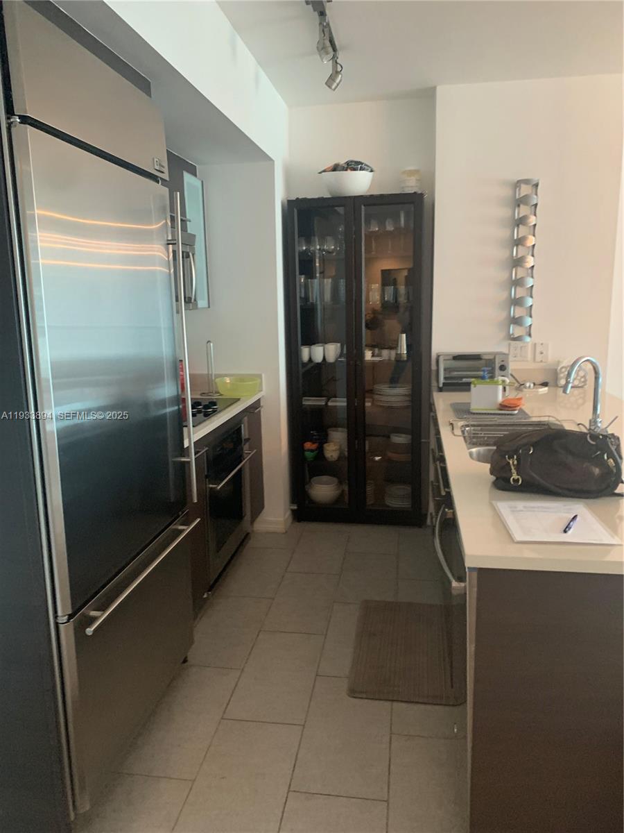 500 Brickell Ave #1507, Miami FL 33131