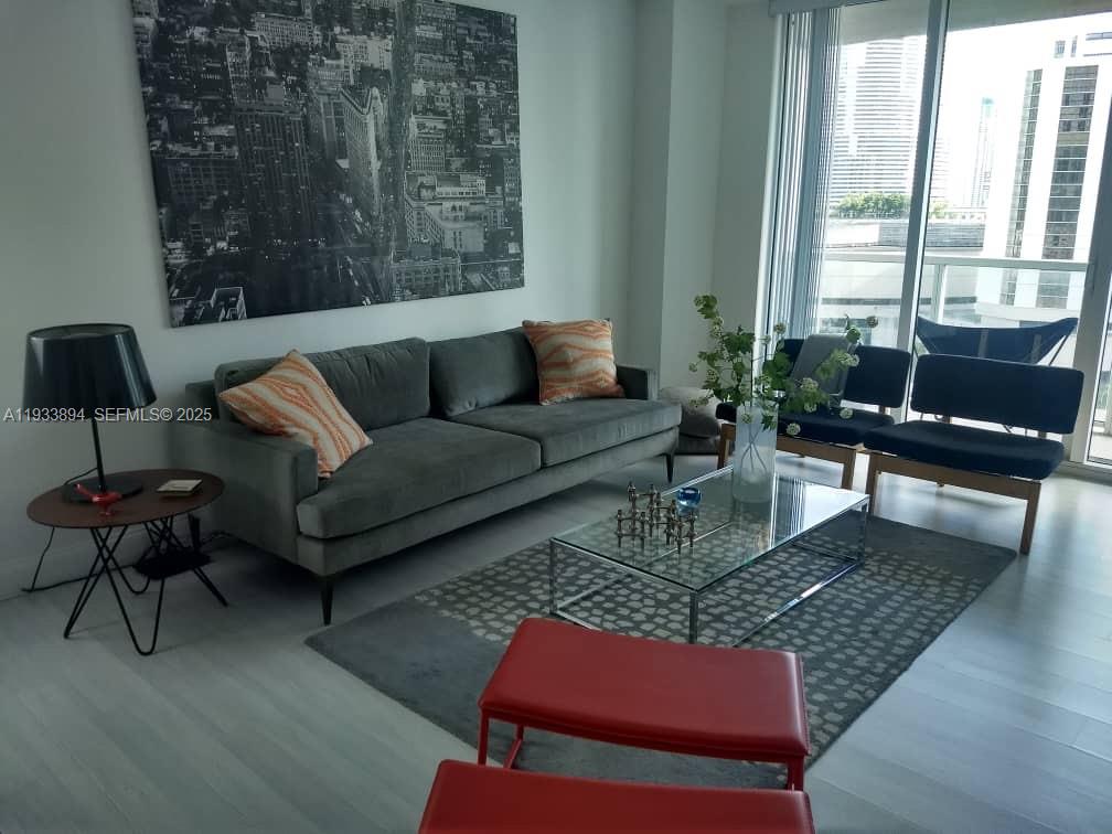 500 Brickell Ave #1507, Miami FL 33131