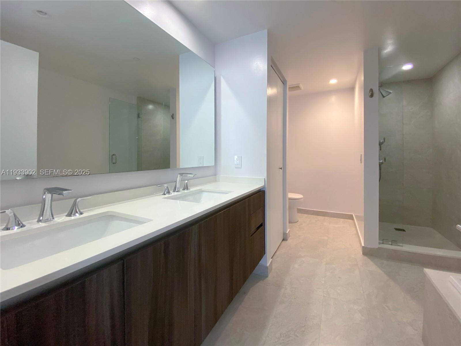 488 NE 18TH ST #2610, Miami FL 33132