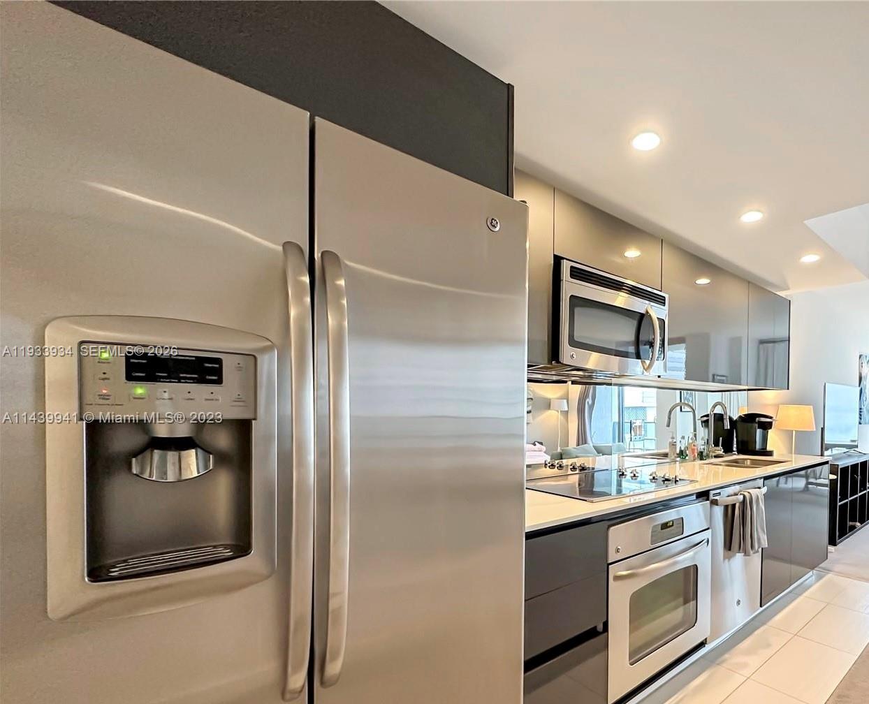 31 SE 6th St #703, Miami FL 33131