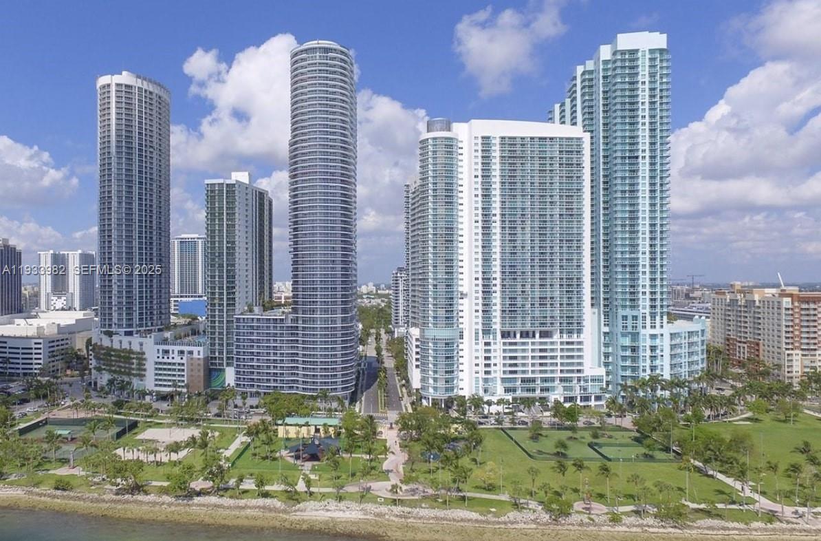 488 NE 18th St #2800, Miami FL 33132