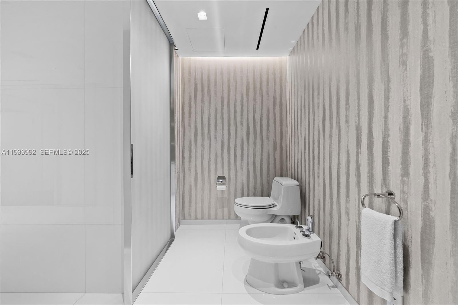9999 Collins Ave #12E, Bal Harbour FL 33154