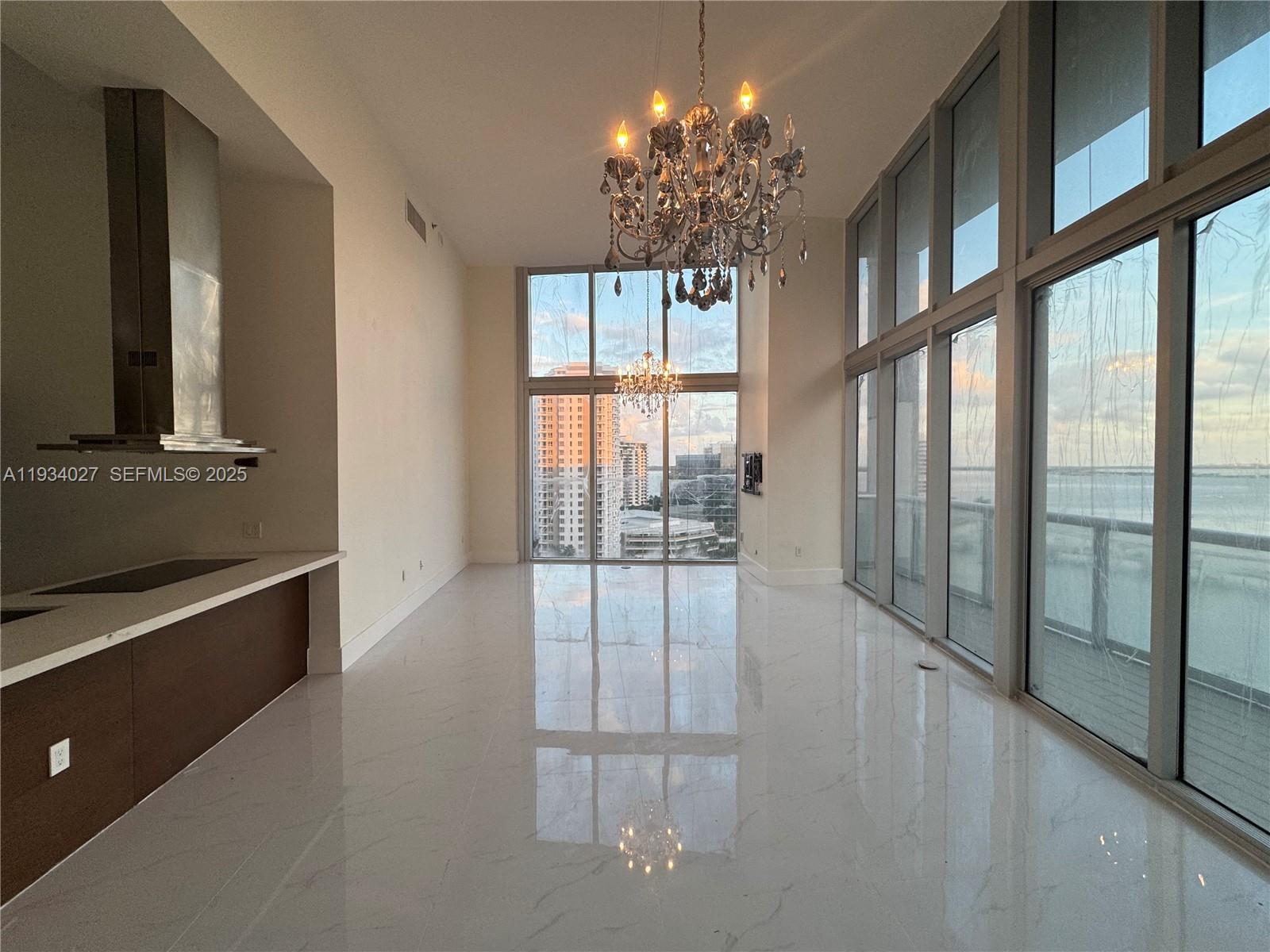 495 Brickell Ave #1501, Miami FL 33131