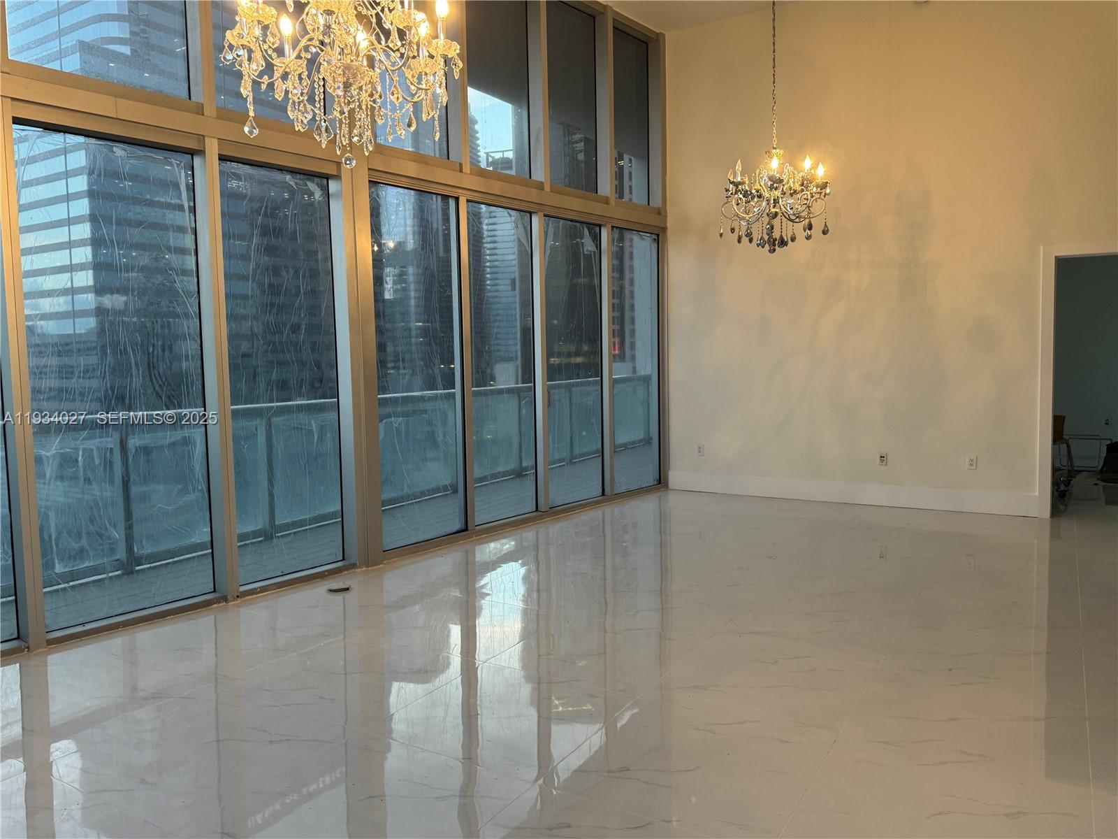 495 Brickell Ave #1501, Miami FL 33131